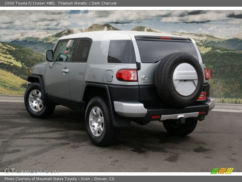 Titanium Metallic / Dark Charcoal 2009 Toyota FJ Cruiser 4WD