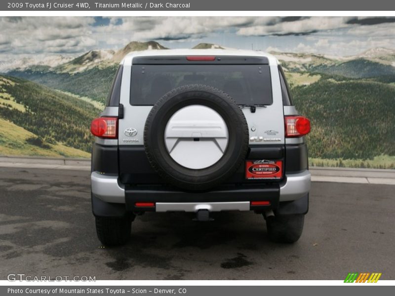 Titanium Metallic / Dark Charcoal 2009 Toyota FJ Cruiser 4WD