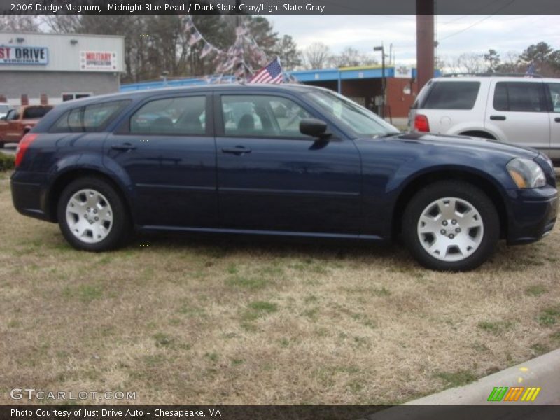 Midnight Blue Pearl / Dark Slate Gray/Light Slate Gray 2006 Dodge Magnum