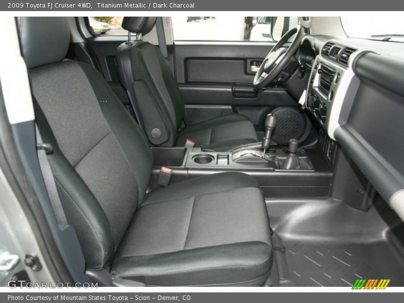 Titanium Metallic / Dark Charcoal 2009 Toyota FJ Cruiser 4WD