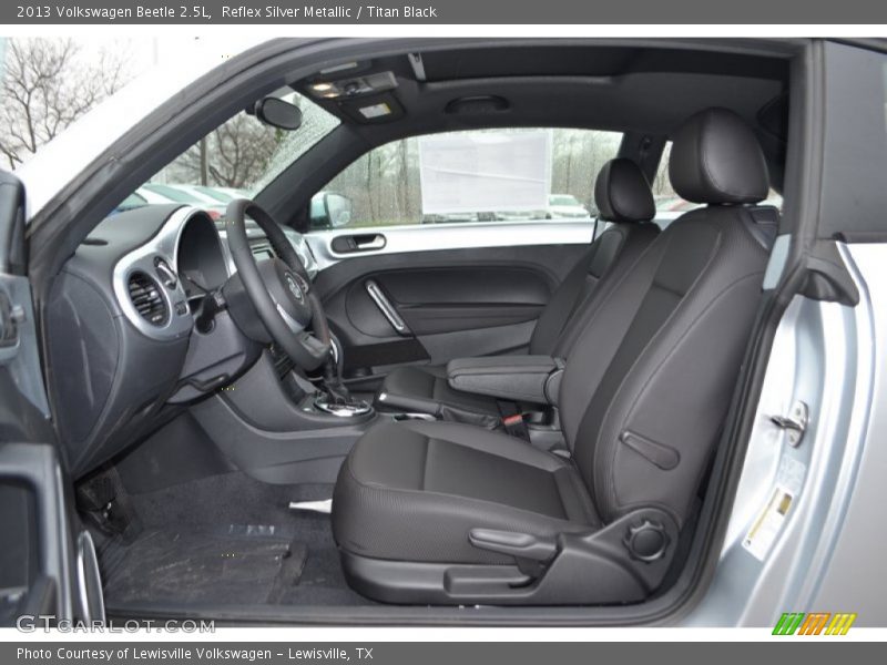  2013 Beetle 2.5L Titan Black Interior