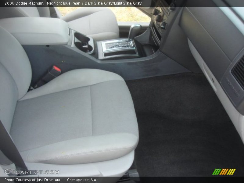 Midnight Blue Pearl / Dark Slate Gray/Light Slate Gray 2006 Dodge Magnum