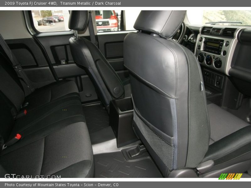 Titanium Metallic / Dark Charcoal 2009 Toyota FJ Cruiser 4WD