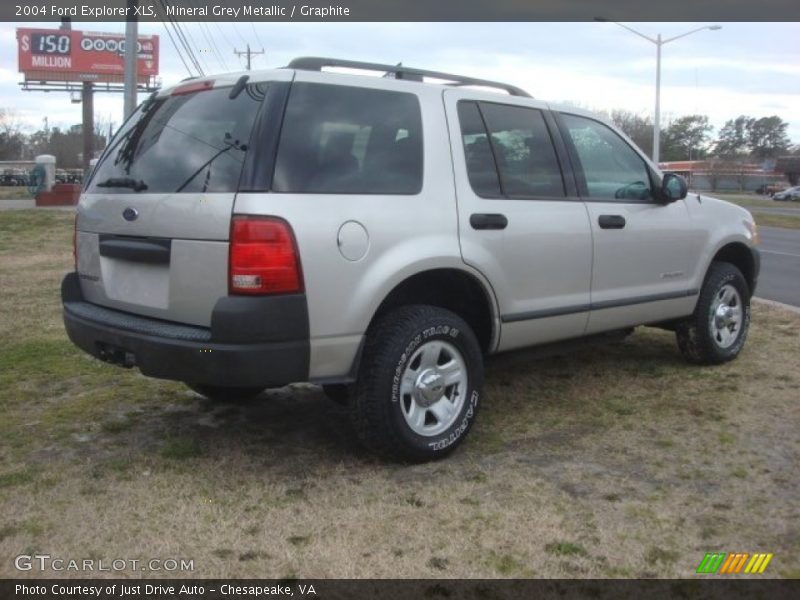 Mineral Grey Metallic / Graphite 2004 Ford Explorer XLS