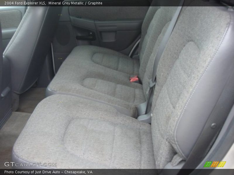 Mineral Grey Metallic / Graphite 2004 Ford Explorer XLS