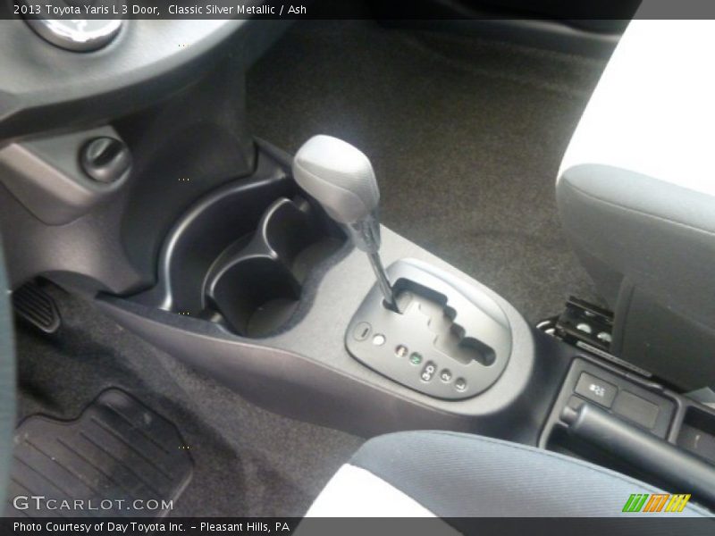 Classic Silver Metallic / Ash 2013 Toyota Yaris L 3 Door