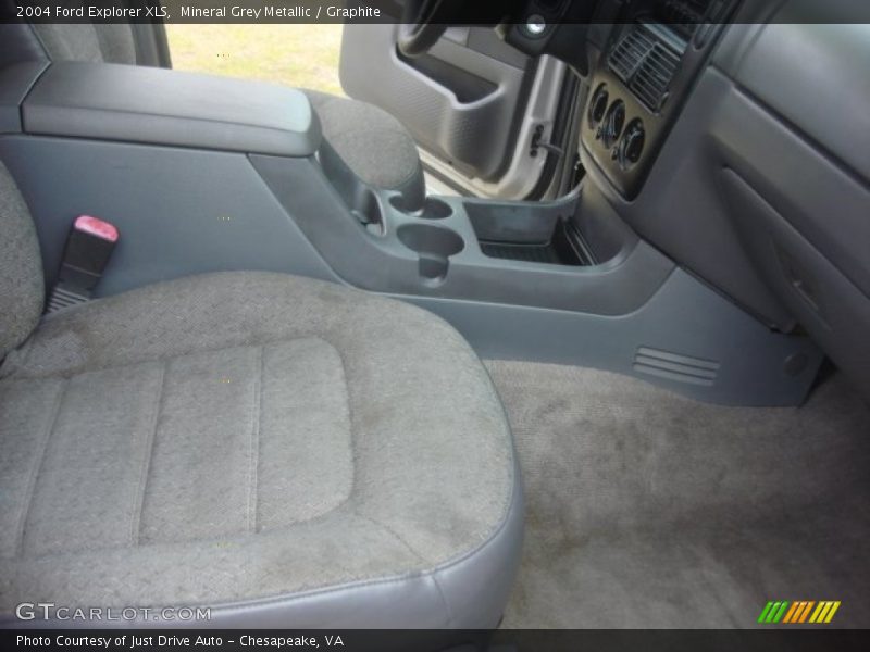 Mineral Grey Metallic / Graphite 2004 Ford Explorer XLS