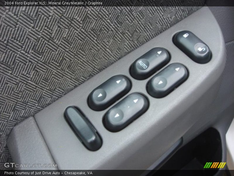 Mineral Grey Metallic / Graphite 2004 Ford Explorer XLS