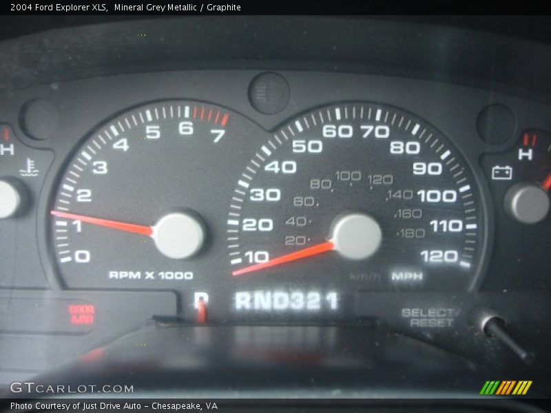 Mineral Grey Metallic / Graphite 2004 Ford Explorer XLS