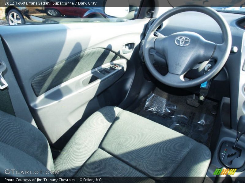 Super White / Dark Gray 2012 Toyota Yaris Sedan