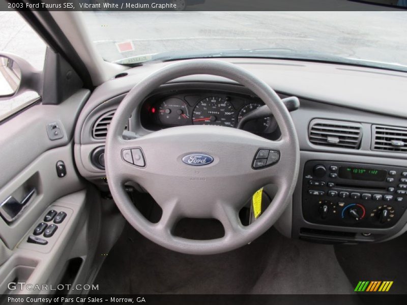 Vibrant White / Medium Graphite 2003 Ford Taurus SES