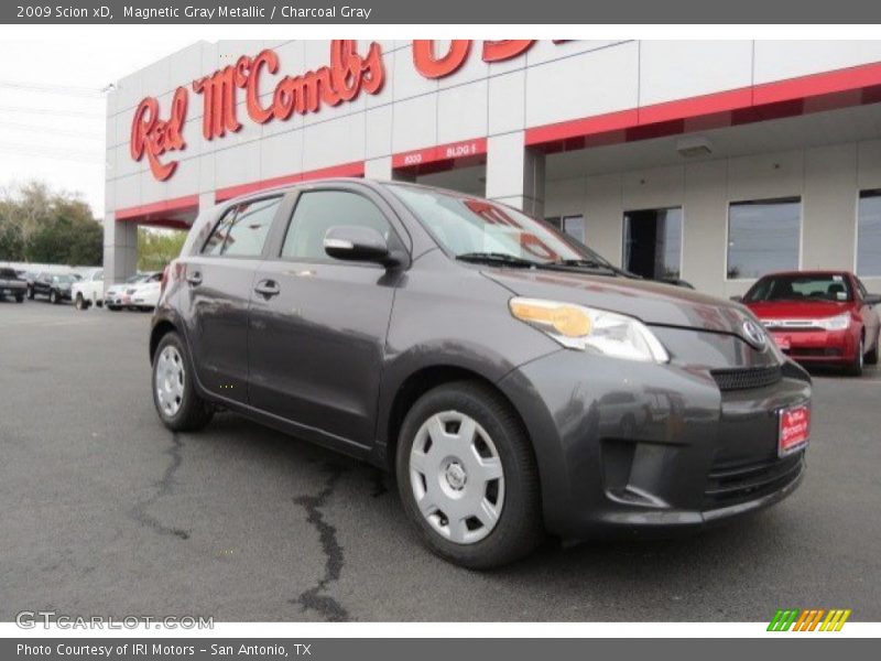 Magnetic Gray Metallic / Charcoal Gray 2009 Scion xD