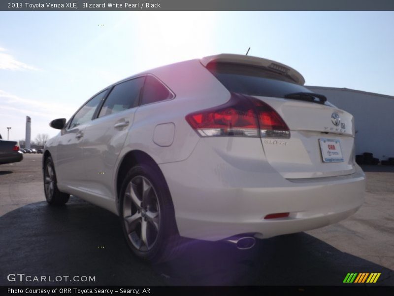 Blizzard White Pearl / Black 2013 Toyota Venza XLE