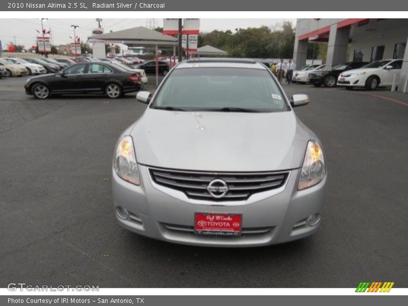 Radiant Silver / Charcoal 2010 Nissan Altima 2.5 SL