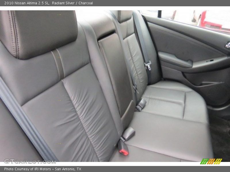 Radiant Silver / Charcoal 2010 Nissan Altima 2.5 SL