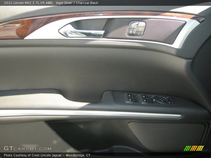 Ingot Silver / Charcoal Black 2013 Lincoln MKZ 3.7L V6 AWD