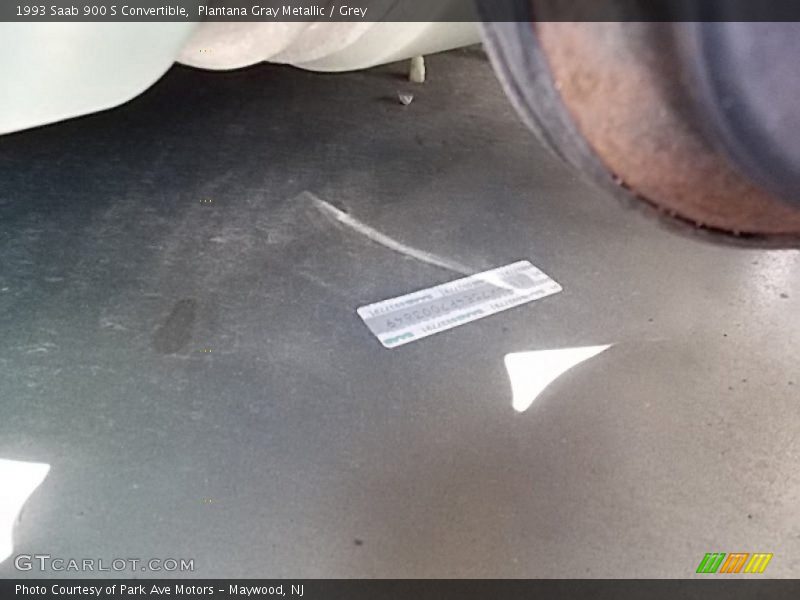 Plantana Gray Metallic / Grey 1993 Saab 900 S Convertible