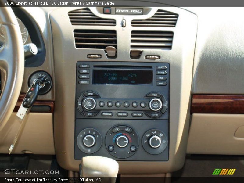 White / Cashmere Beige 2006 Chevrolet Malibu LT V6 Sedan