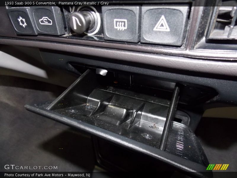 Plantana Gray Metallic / Grey 1993 Saab 900 S Convertible