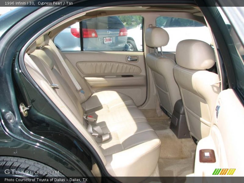 Cypress Pearl / Tan 1996 Infiniti I 30