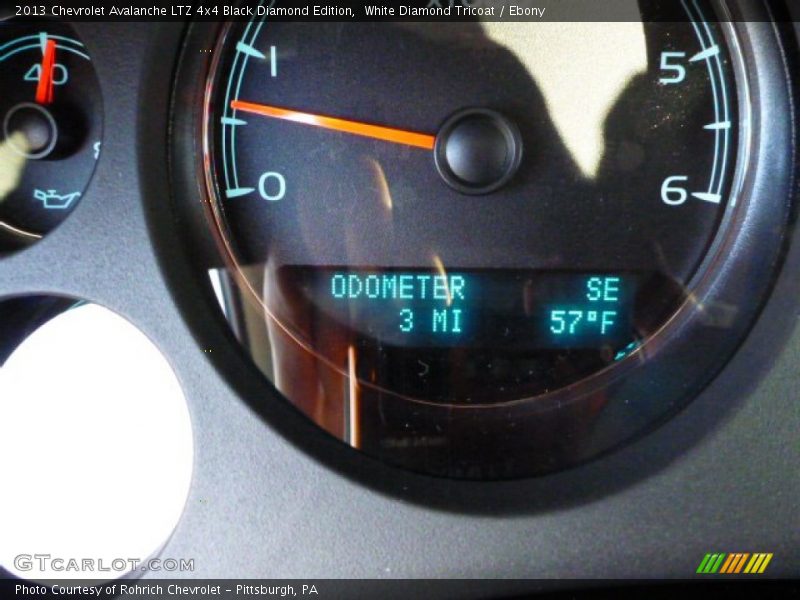 White Diamond Tricoat / Ebony 2013 Chevrolet Avalanche LTZ 4x4 Black Diamond Edition