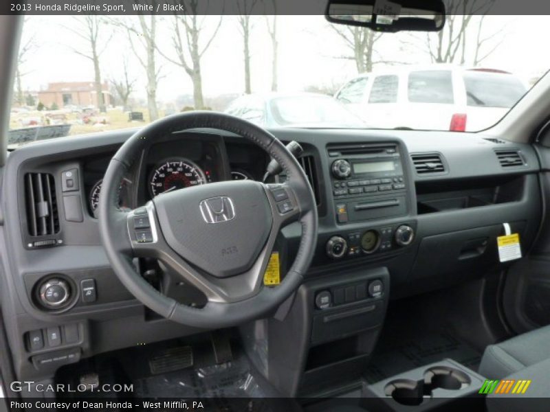 Dashboard of 2013 Ridgeline Sport