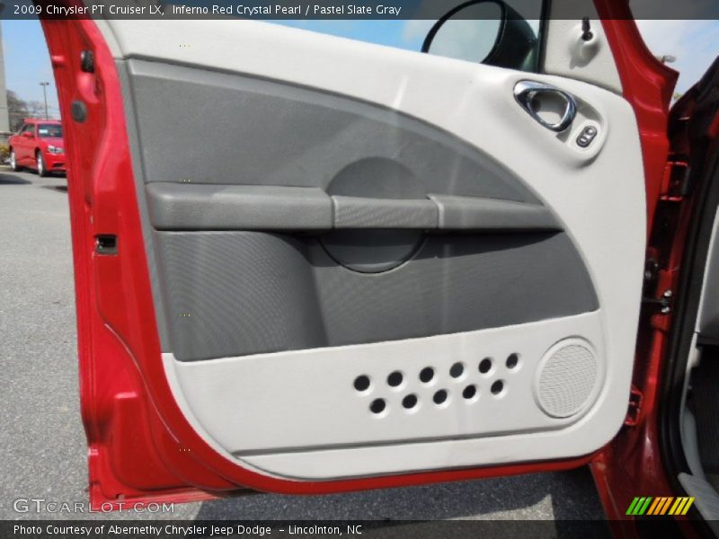 Door Panel of 2009 PT Cruiser LX