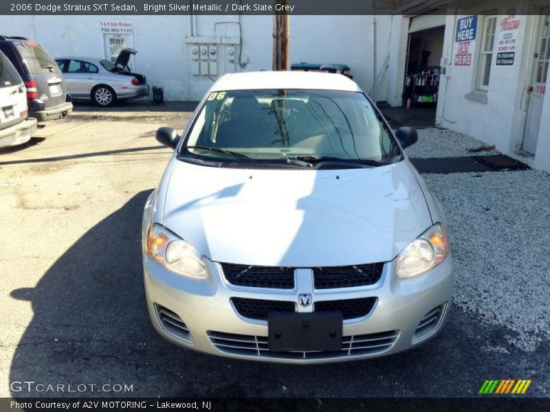 Bright Silver Metallic / Dark Slate Grey 2006 Dodge Stratus SXT Sedan