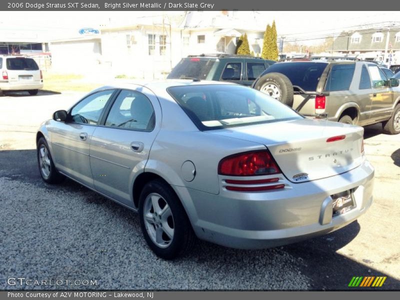Bright Silver Metallic / Dark Slate Grey 2006 Dodge Stratus SXT Sedan