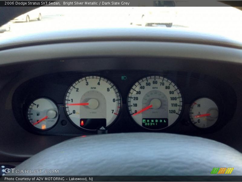 Bright Silver Metallic / Dark Slate Grey 2006 Dodge Stratus SXT Sedan