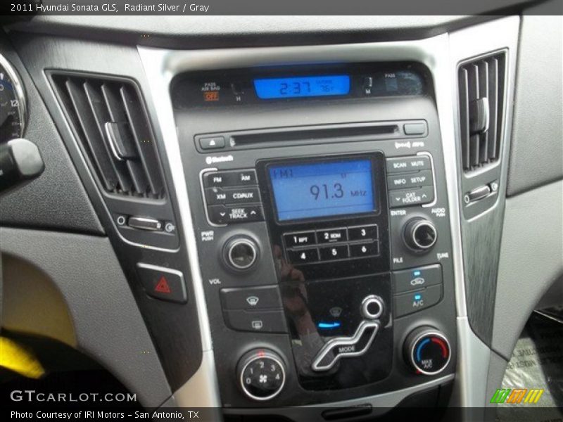 Radiant Silver / Gray 2011 Hyundai Sonata GLS