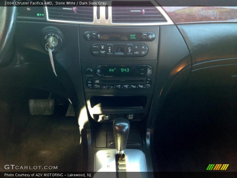 Stone White / Dark Slate Gray 2004 Chrysler Pacifica AWD
