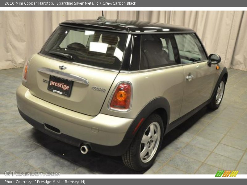 Sparkling Silver Metallic / Grey/Carbon Black 2010 Mini Cooper Hardtop
