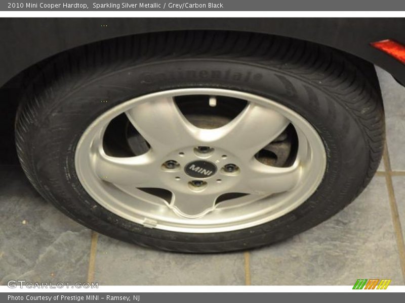 Sparkling Silver Metallic / Grey/Carbon Black 2010 Mini Cooper Hardtop