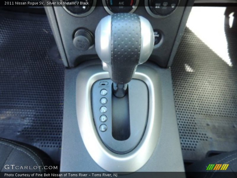Silver Ice Metallic / Black 2011 Nissan Rogue SV