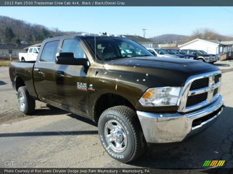 Front 3/4 View of 2013 2500 Tradesman Crew Cab 4x4