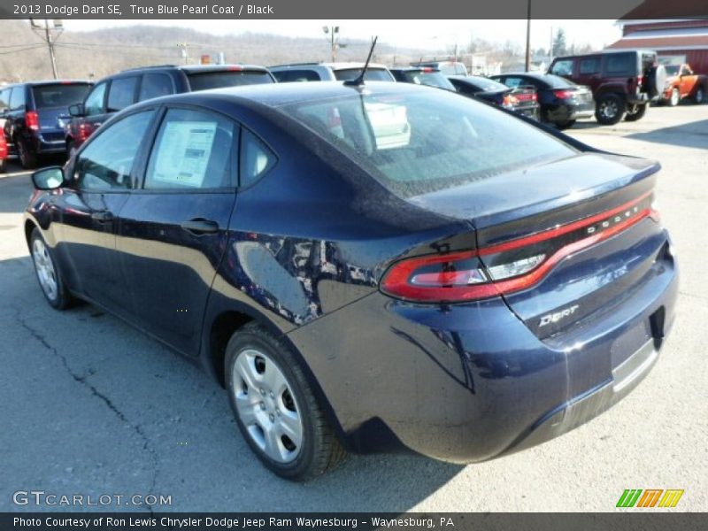 True Blue Pearl Coat / Black 2013 Dodge Dart SE