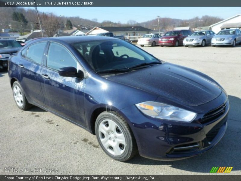True Blue Pearl Coat / Black 2013 Dodge Dart SE