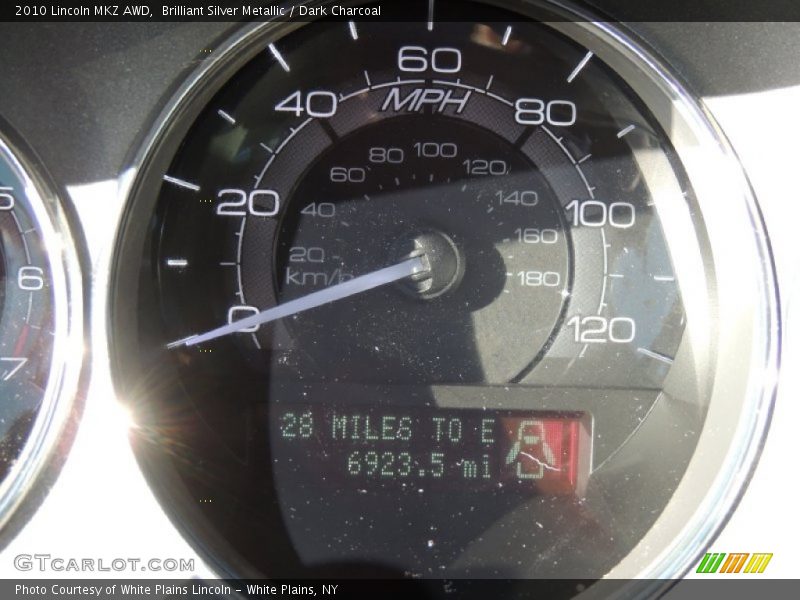 Brilliant Silver Metallic / Dark Charcoal 2010 Lincoln MKZ AWD