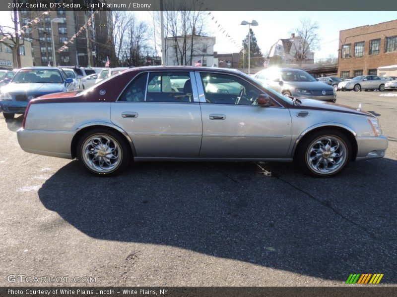 Light Platinum / Ebony 2007 Cadillac DTS Sedan