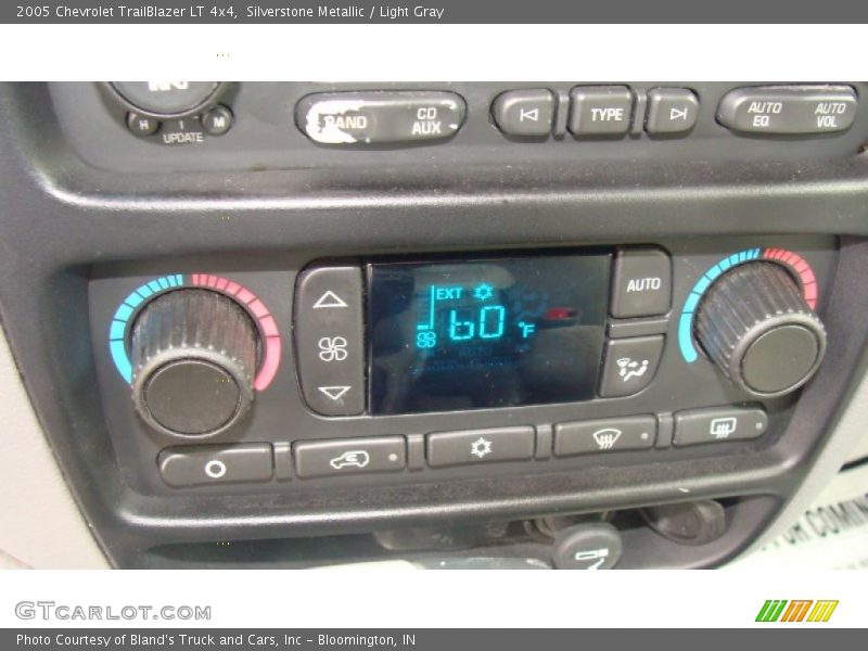Silverstone Metallic / Light Gray 2005 Chevrolet TrailBlazer LT 4x4