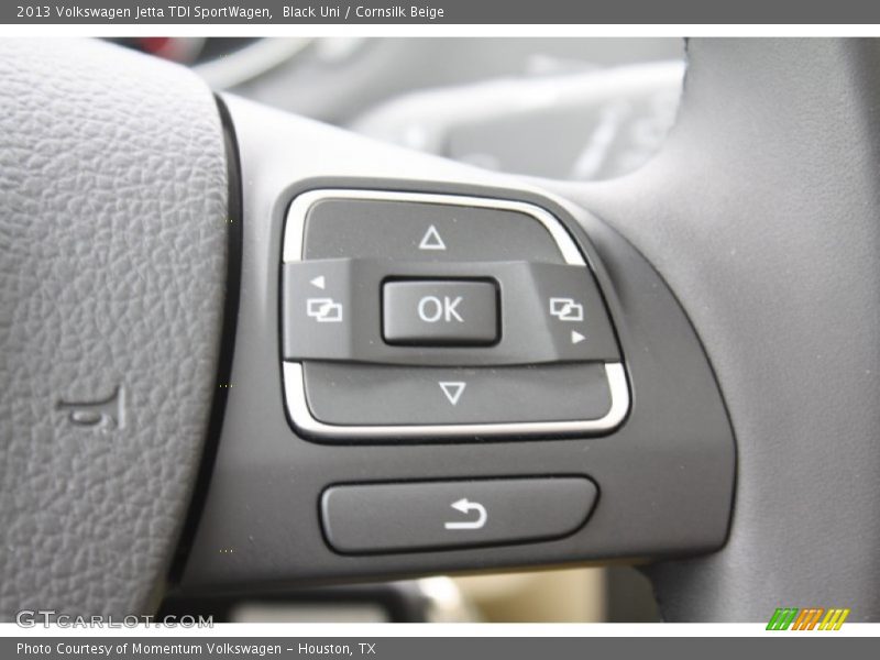 Controls of 2013 Jetta TDI SportWagen