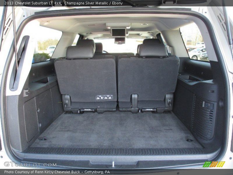  2013 Suburban LT 4x4 Trunk