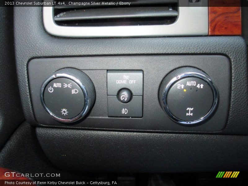 Champagne Silver Metallic / Ebony 2013 Chevrolet Suburban LT 4x4