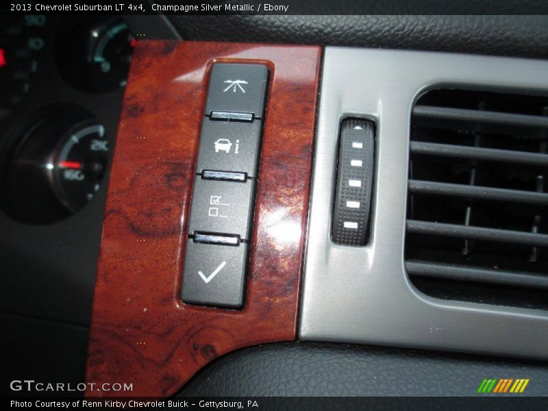 Champagne Silver Metallic / Ebony 2013 Chevrolet Suburban LT 4x4