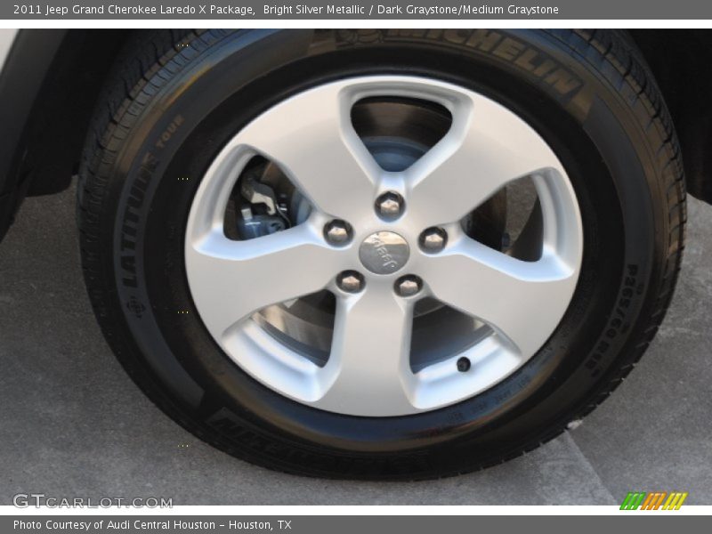 Bright Silver Metallic / Dark Graystone/Medium Graystone 2011 Jeep Grand Cherokee Laredo X Package