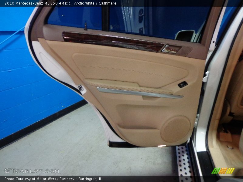 Arctic White / Cashmere 2010 Mercedes-Benz ML 350 4Matic