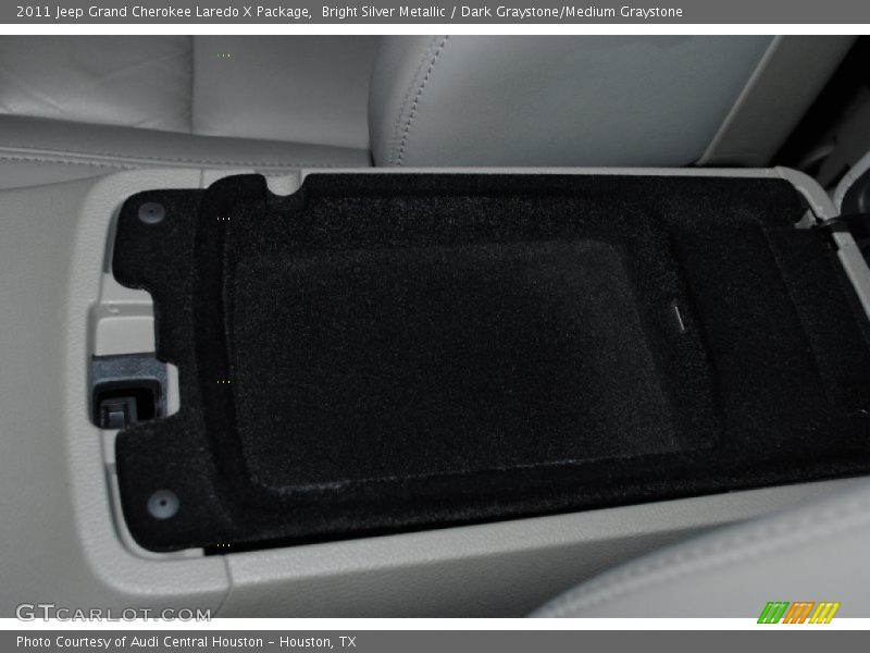 Bright Silver Metallic / Dark Graystone/Medium Graystone 2011 Jeep Grand Cherokee Laredo X Package