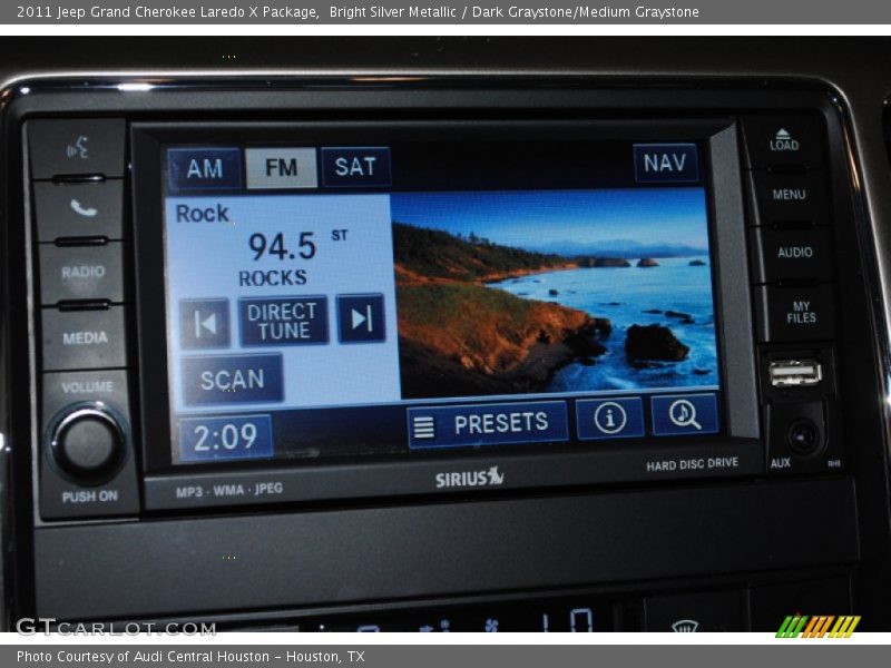 Bright Silver Metallic / Dark Graystone/Medium Graystone 2011 Jeep Grand Cherokee Laredo X Package
