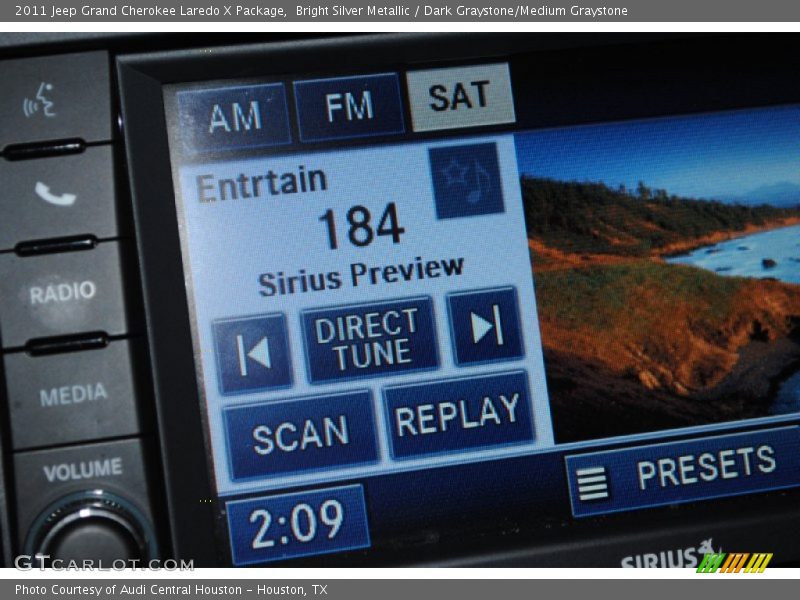 Bright Silver Metallic / Dark Graystone/Medium Graystone 2011 Jeep Grand Cherokee Laredo X Package